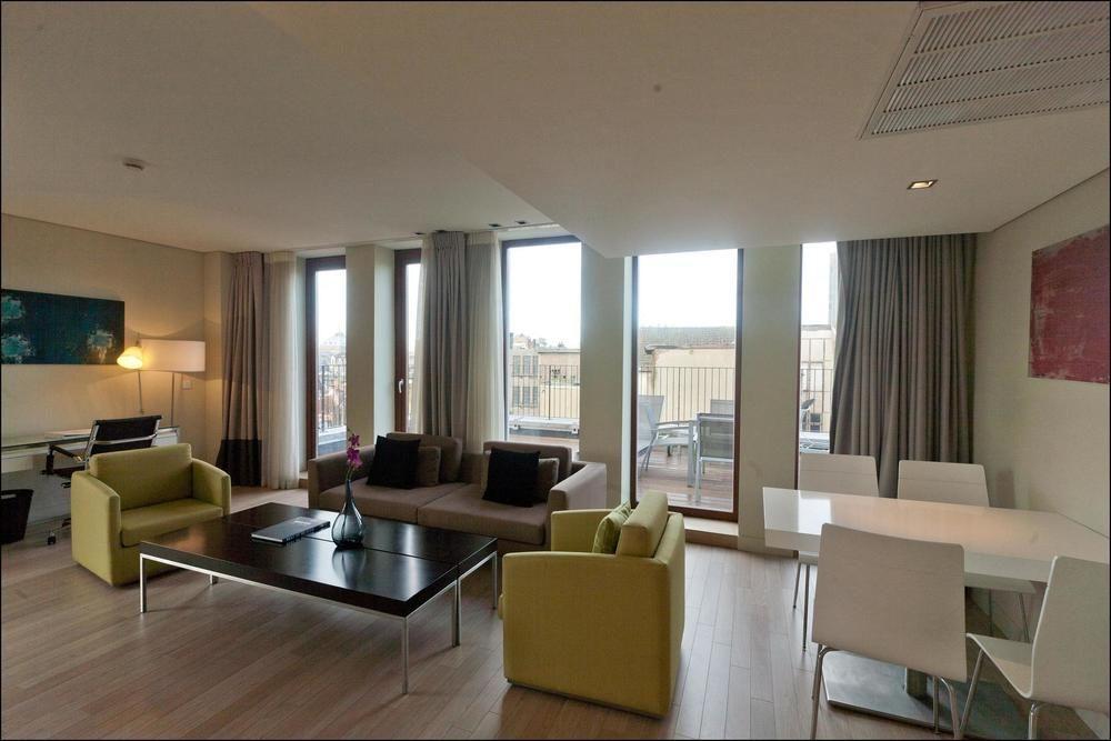 B-aparthotel Grand Place Apartahotel