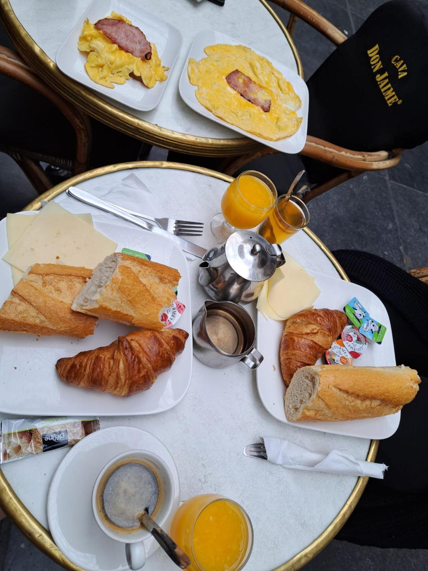 B-aparthotel Grand Place 4* Bruxelas